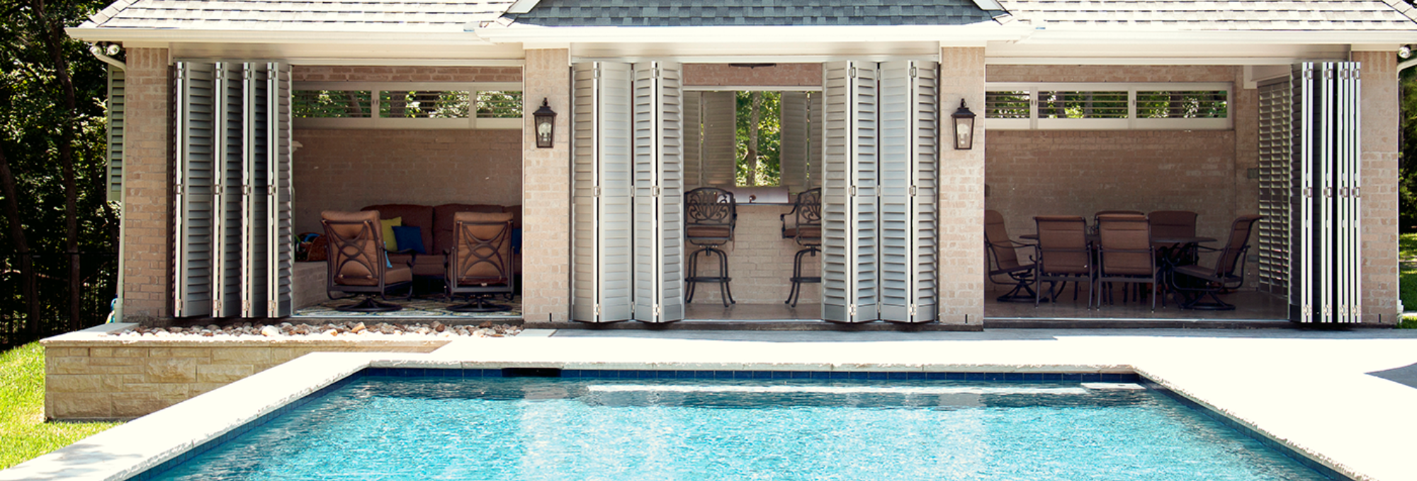 Outdoor window coverings in Houston